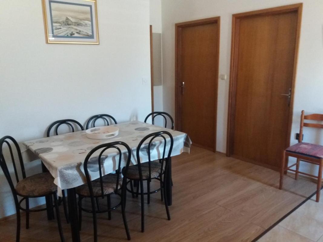 Apartment Visnja -Near Queen Beach Nin Eksteriør bilde